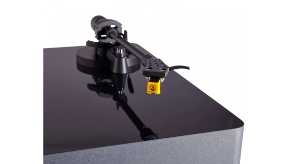 ELAC Miracord 50 Turntable